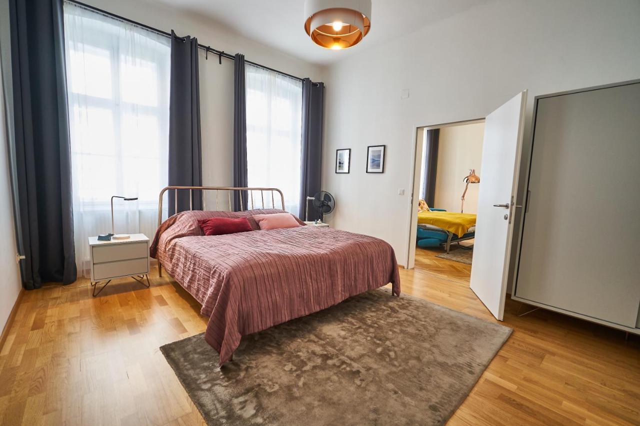 Fancy Home For 5 With Self-Check-In At Spittelberg Wenen Buitenkant foto